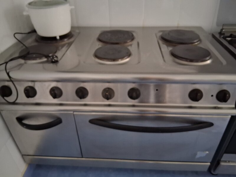 Vand aragaz profesional HORECA electric 6 plite si cuptor