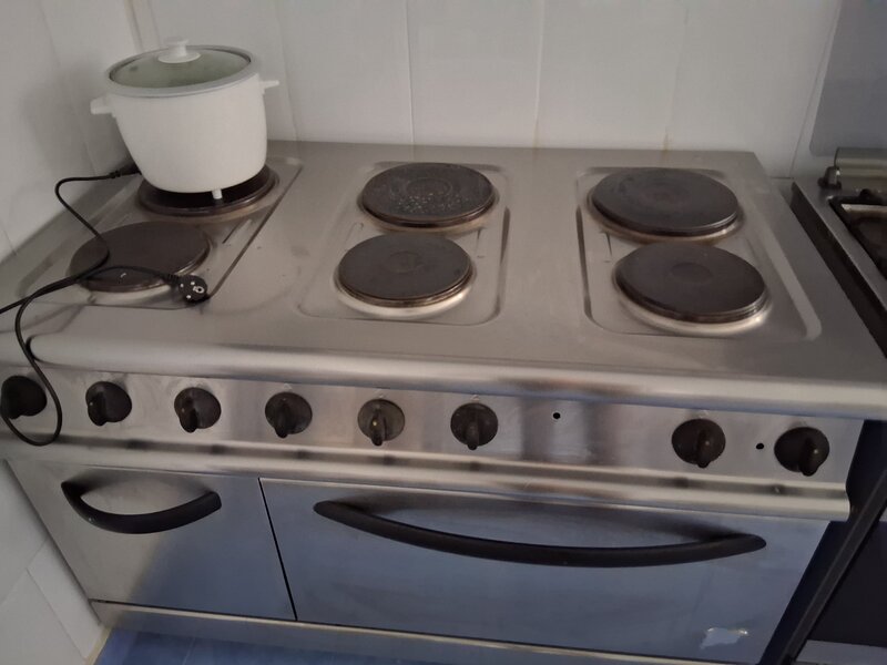 Vand aragaz profesional HORECA electric 6 plite si cuptor